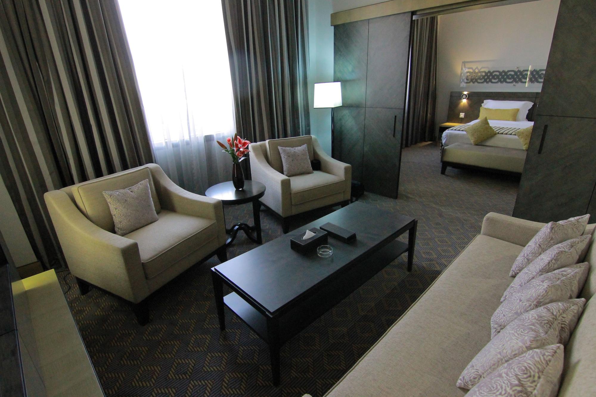 Ayla Bawadi Hotel Al-Ajn Zewnętrze zdjęcie